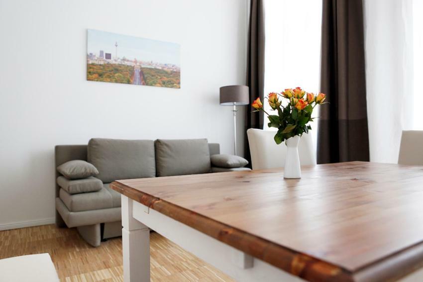 Sc 03 By Rockchair Apartments L Superhost Status L 2 Bedrooms Boxspringbeds Balcony Elevator - Cozy Family & Business Flair Welcomes You! Berlin Exterior foto